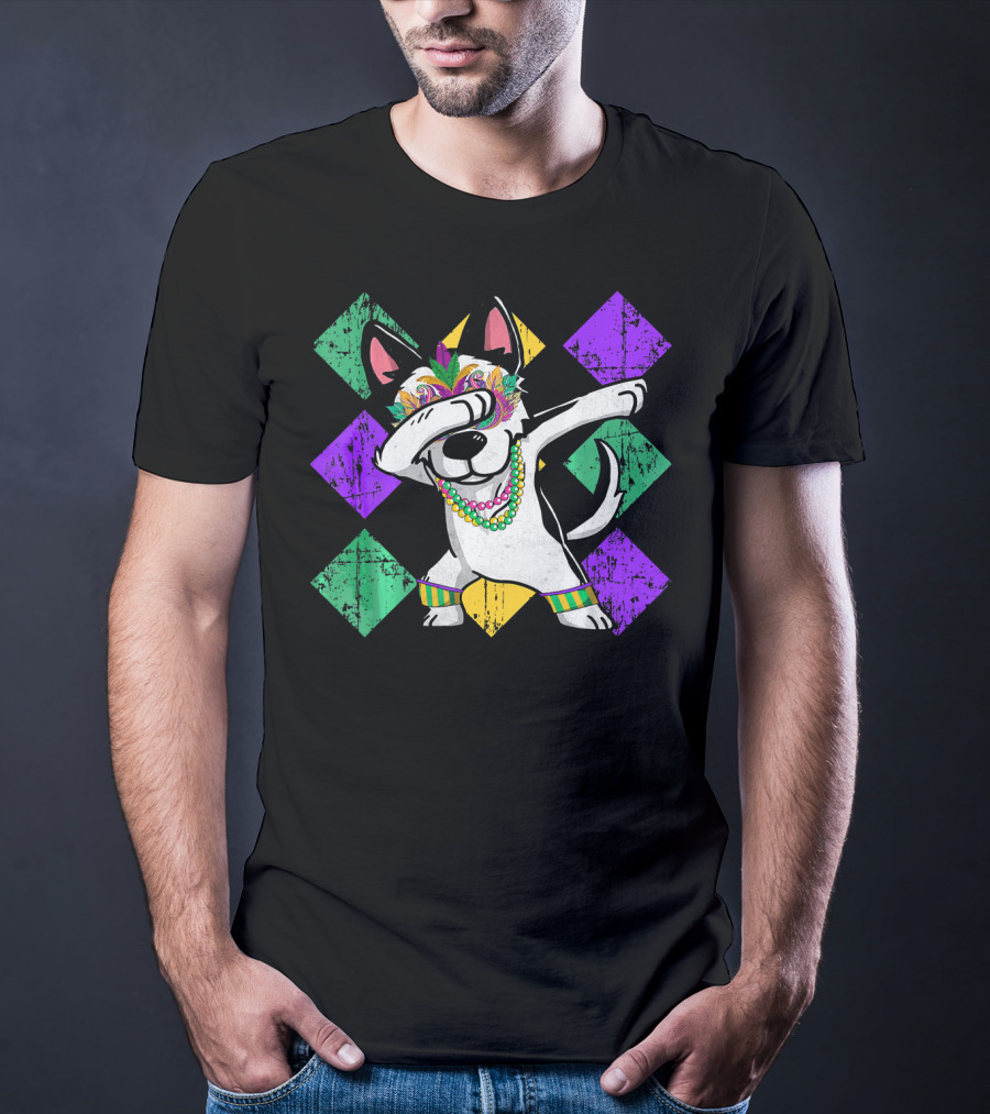 Funny Husky Dabbing In Colorful Mardi Gras Mask With Beads And Festive Diamonds T-Shirt