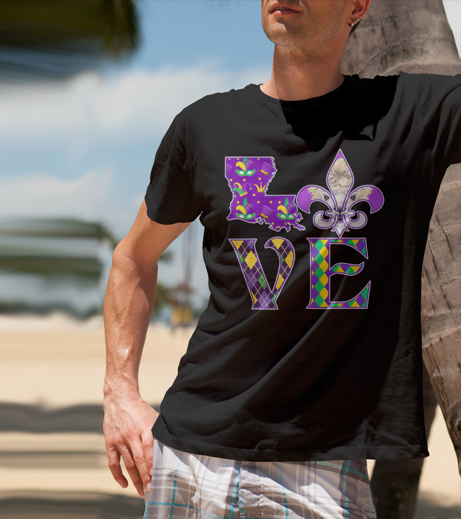 LOVE Louisiana Mardi Gras Llama Fleur-de-Lis T-Shirt