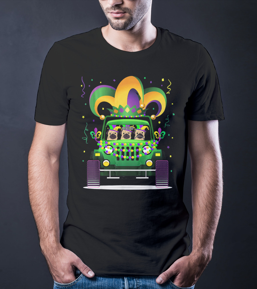 Funny Pug Trio In Jeep With Mardi Gras Jester Hat And Beads T-Shirt