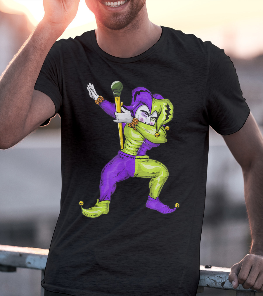 Mardi Gras Dabbing Jester In Purple And Green Carnival T-Shirt