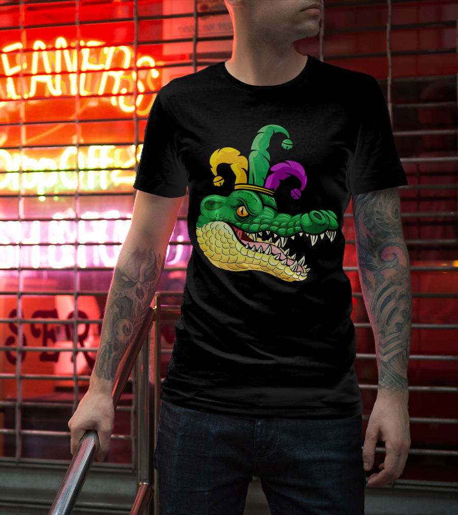 Alligator Head Mardi Gras Jester Hat Gator Clown T-Shirt