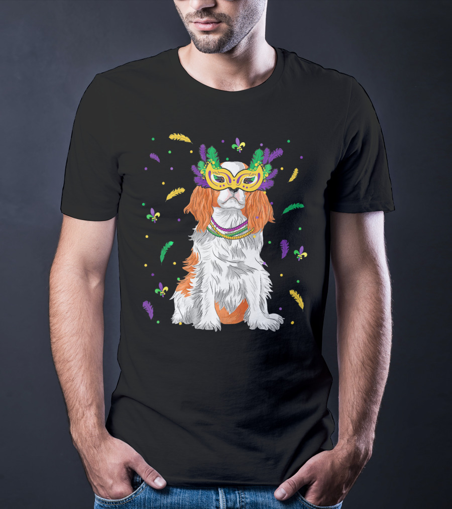 Cavalier King Charles Spaniel Mardi Gras Mask Beads Feathers Fleur-de-lis T-Shirt