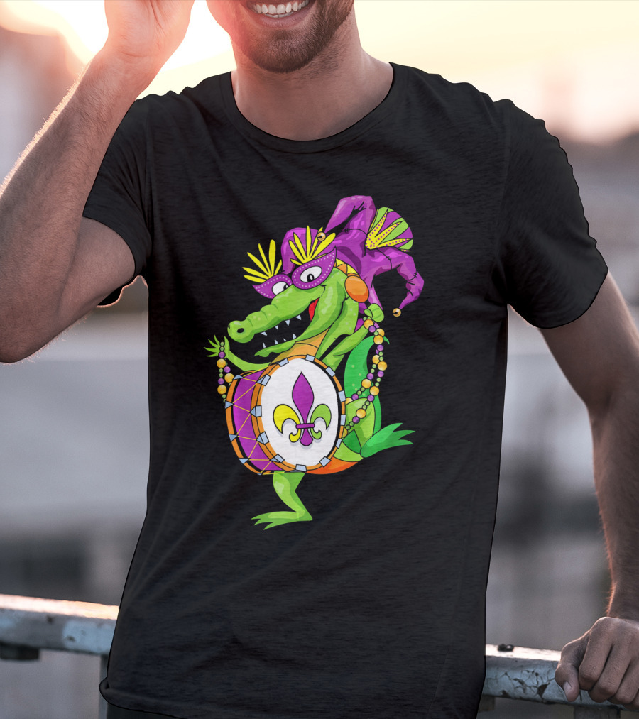 Cute Mardi Gras Alligator Jester Hat Drum Beads Fleur-de-Lis T-Shirt