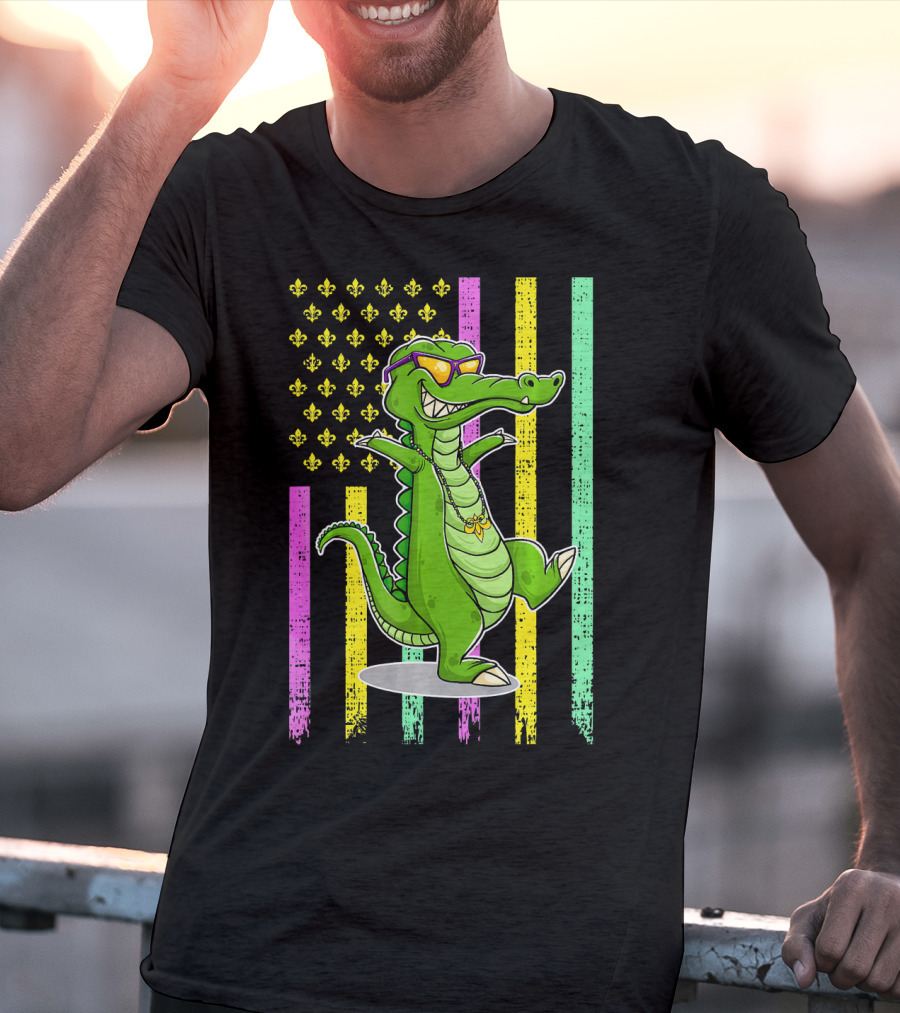 Mardi Gras Alligator With Sunglasses And Flag Background T-Shirt