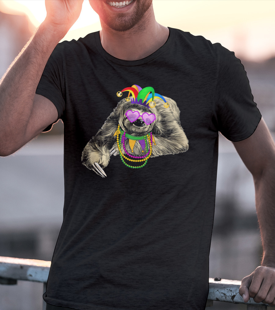 Funny Mardi Gras Jester Sloth With Beads And Mask T-Shirt
