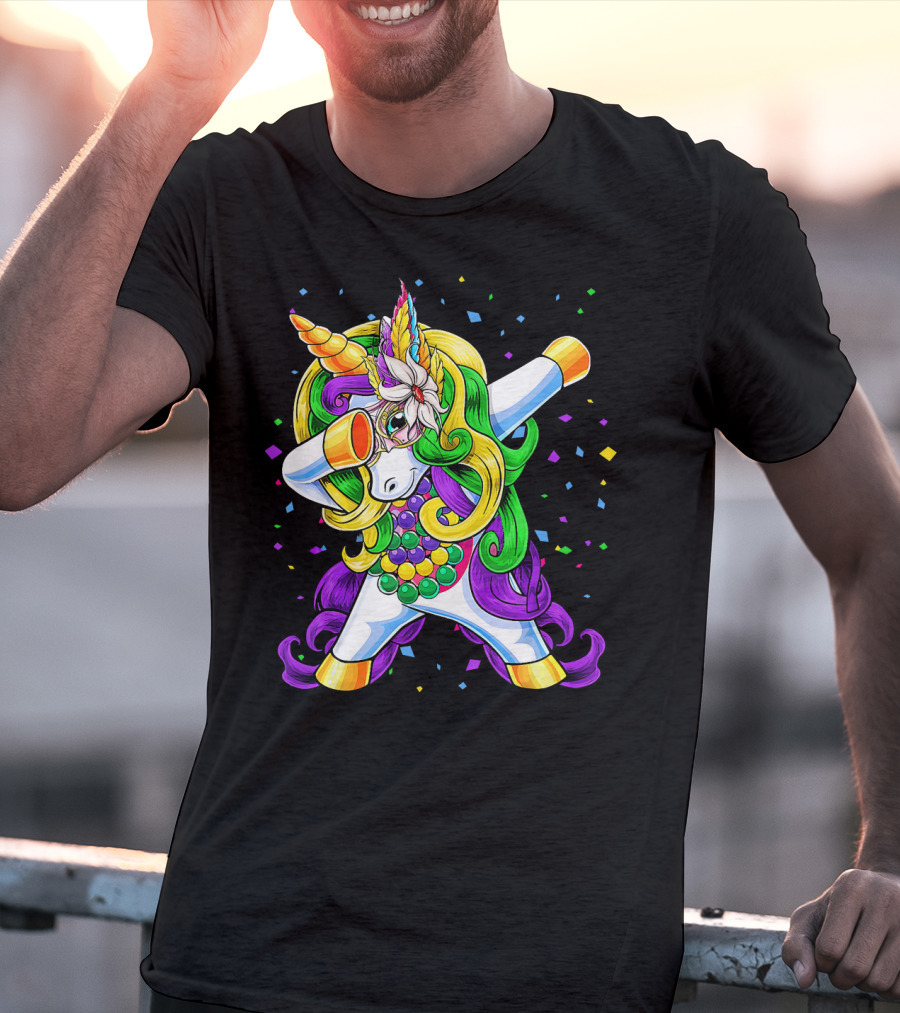 Dabbing Unicorn Mardi Gras Beads With Colorful Confetti T-Shirt