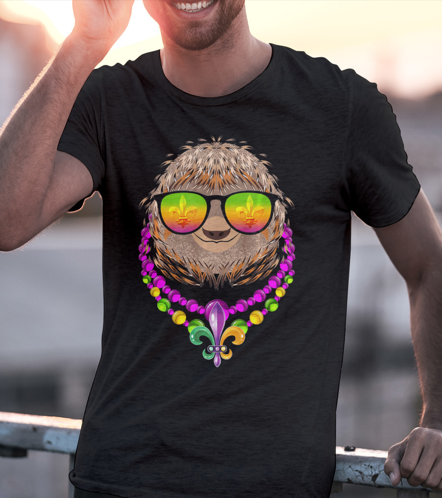 Sloth Wearing Sunglasses With Fleur De Lis And Mardi Gras Beads T-Shirt