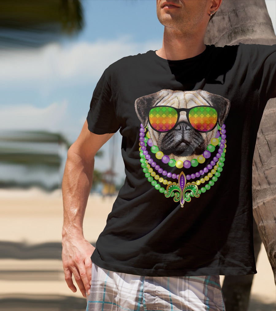 Pug With Beads And Sunglasses Fleur-de-Lis Mardi Gras T-Shirt