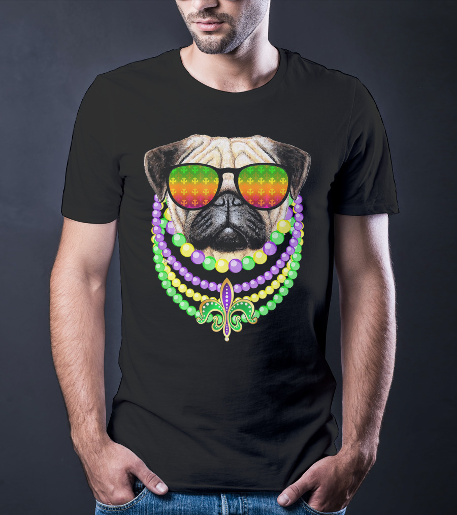 Pug With Beads And Sunglasses Fleur-de-Lis Mardi Gras T-Shirt