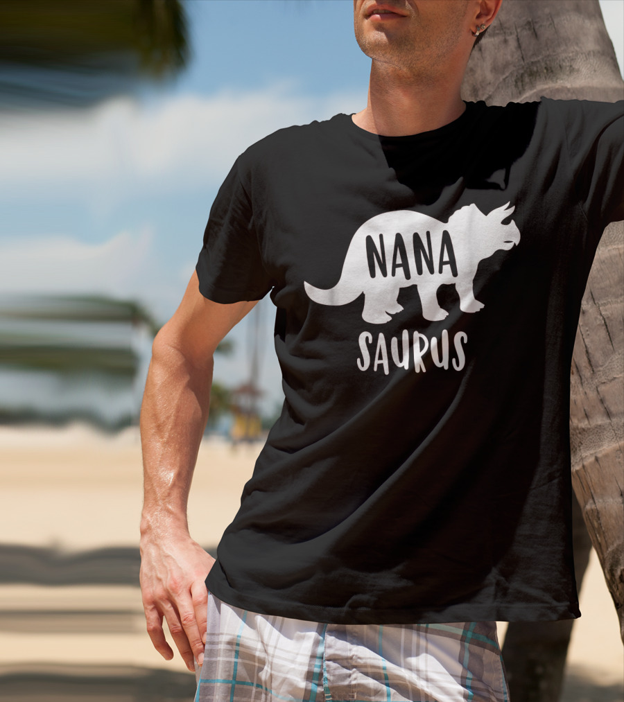 Nanasaurus Funny Dinosaur Nana Saurus Triceratops T-Shirt