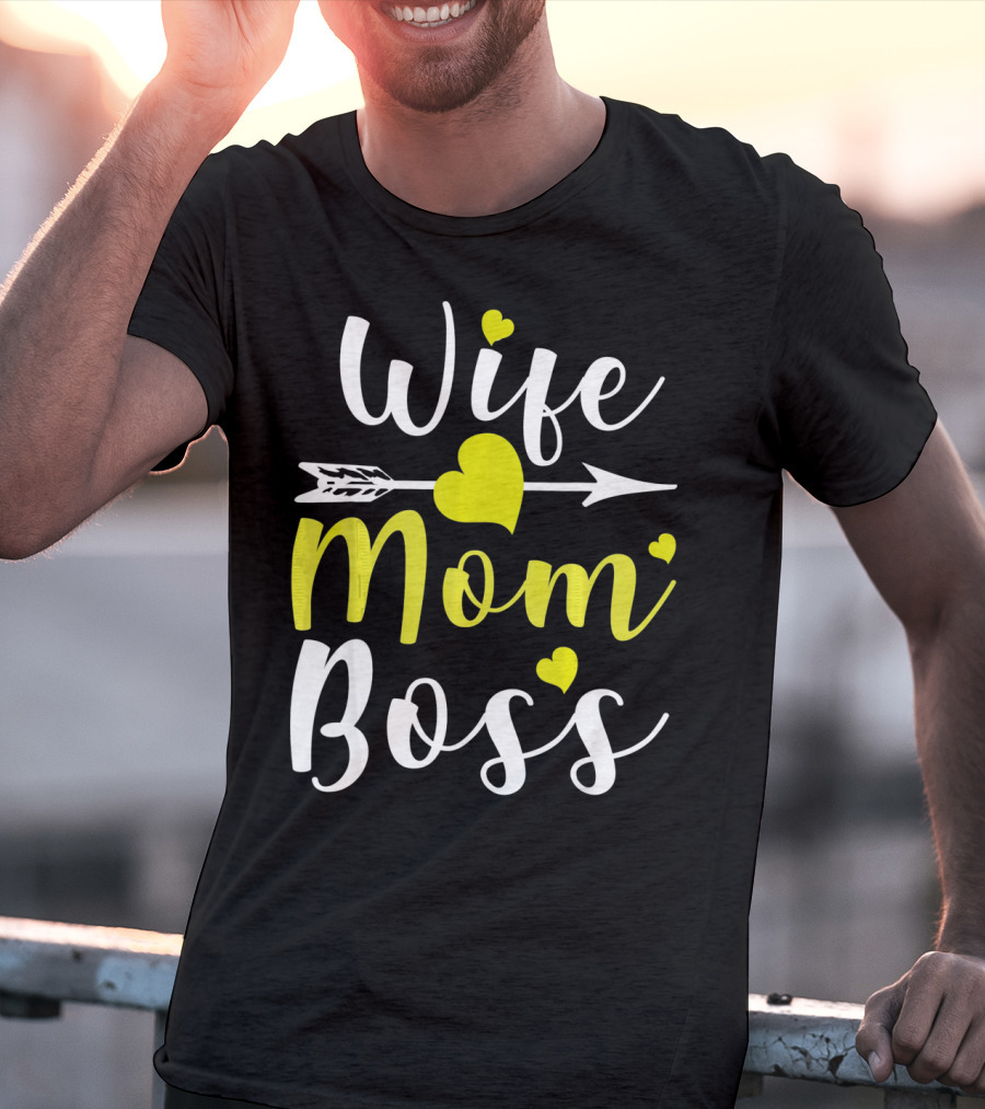 Wife Mom Boss Arrow Heart T-Shirt