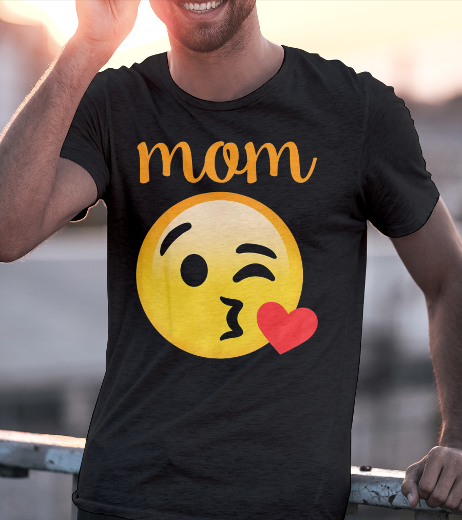 Mom Kissing Emoji Heart Kiss Emoji T-Shirt