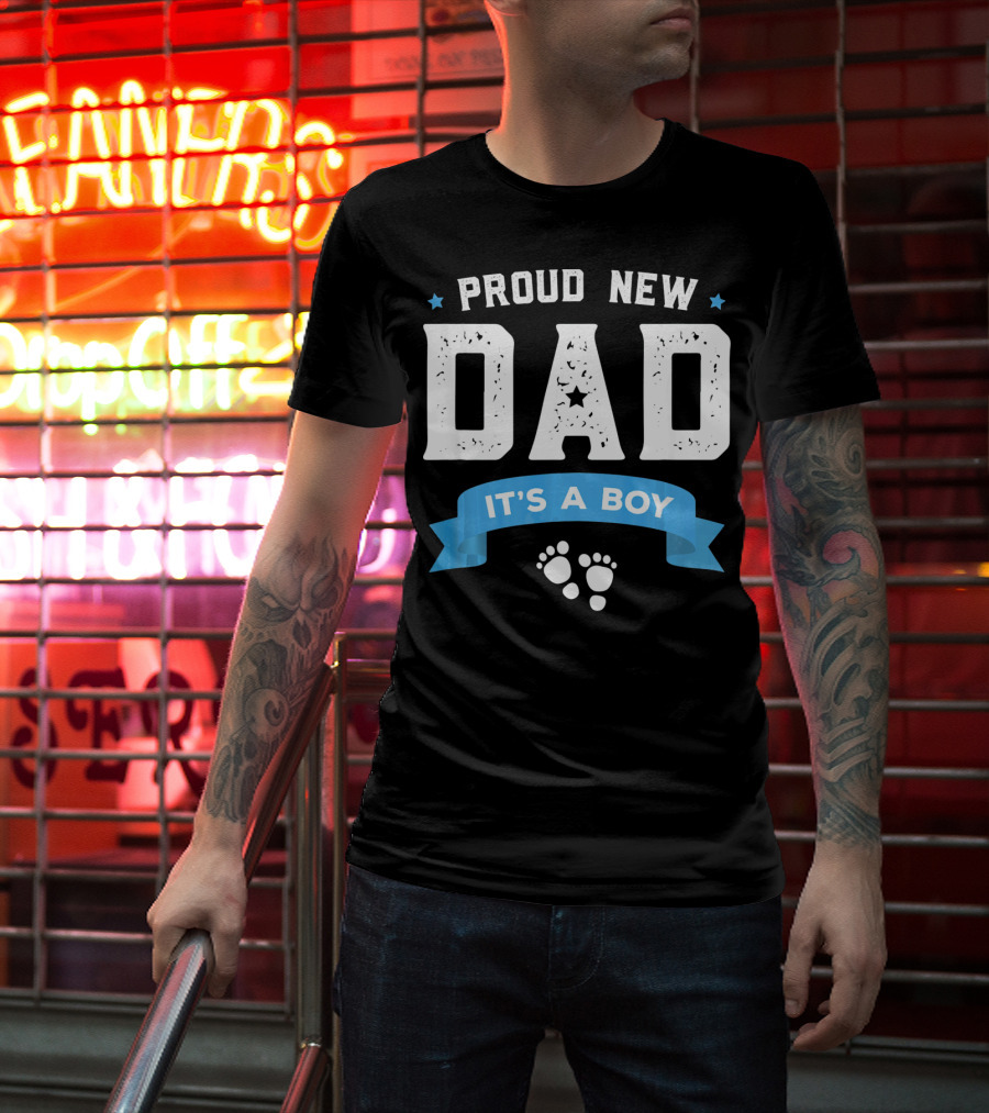Proud New Dad It's A Boy With Baby Footprints And Stars T-Shirt