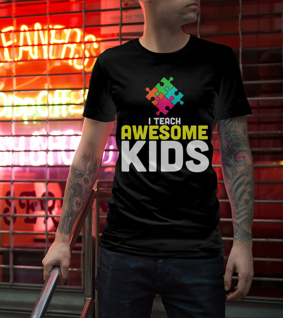 I Teach Awesome Kids Autism Awareness Teacher Puzzle T-Shirt
