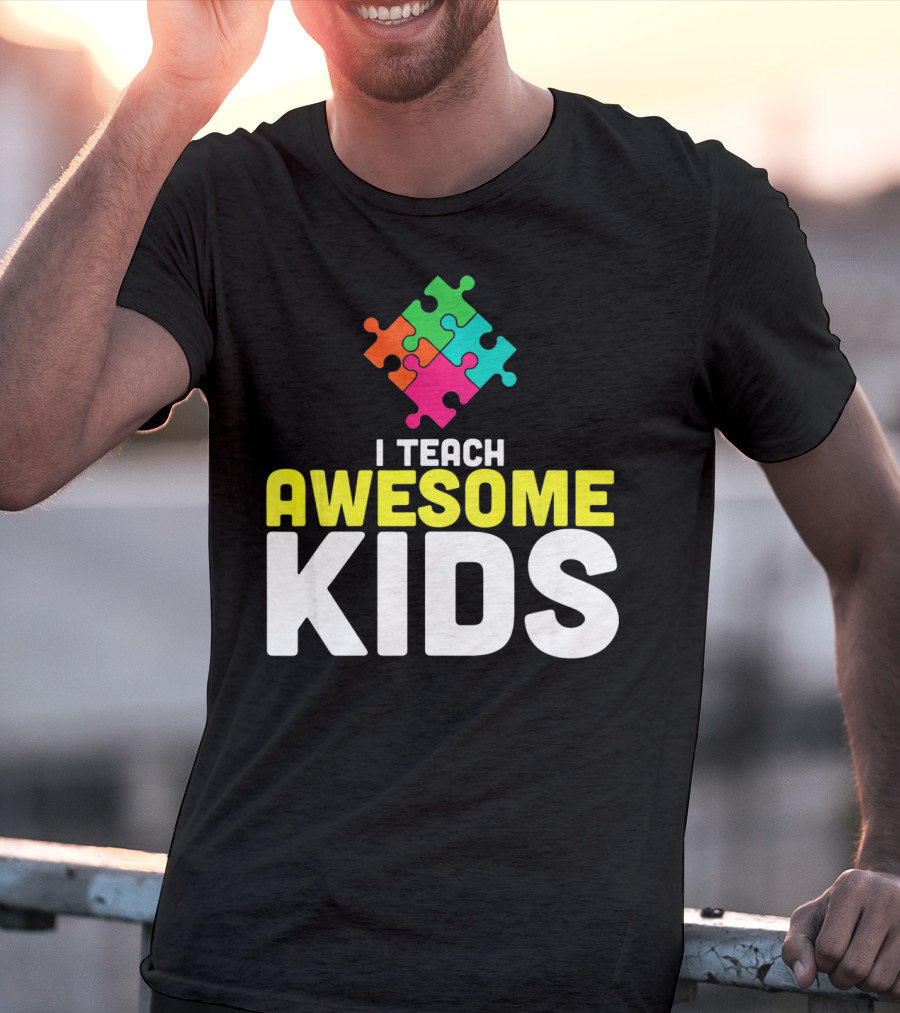 I Teach Awesome Kids Autism Awareness Teacher Puzzle T-Shirt