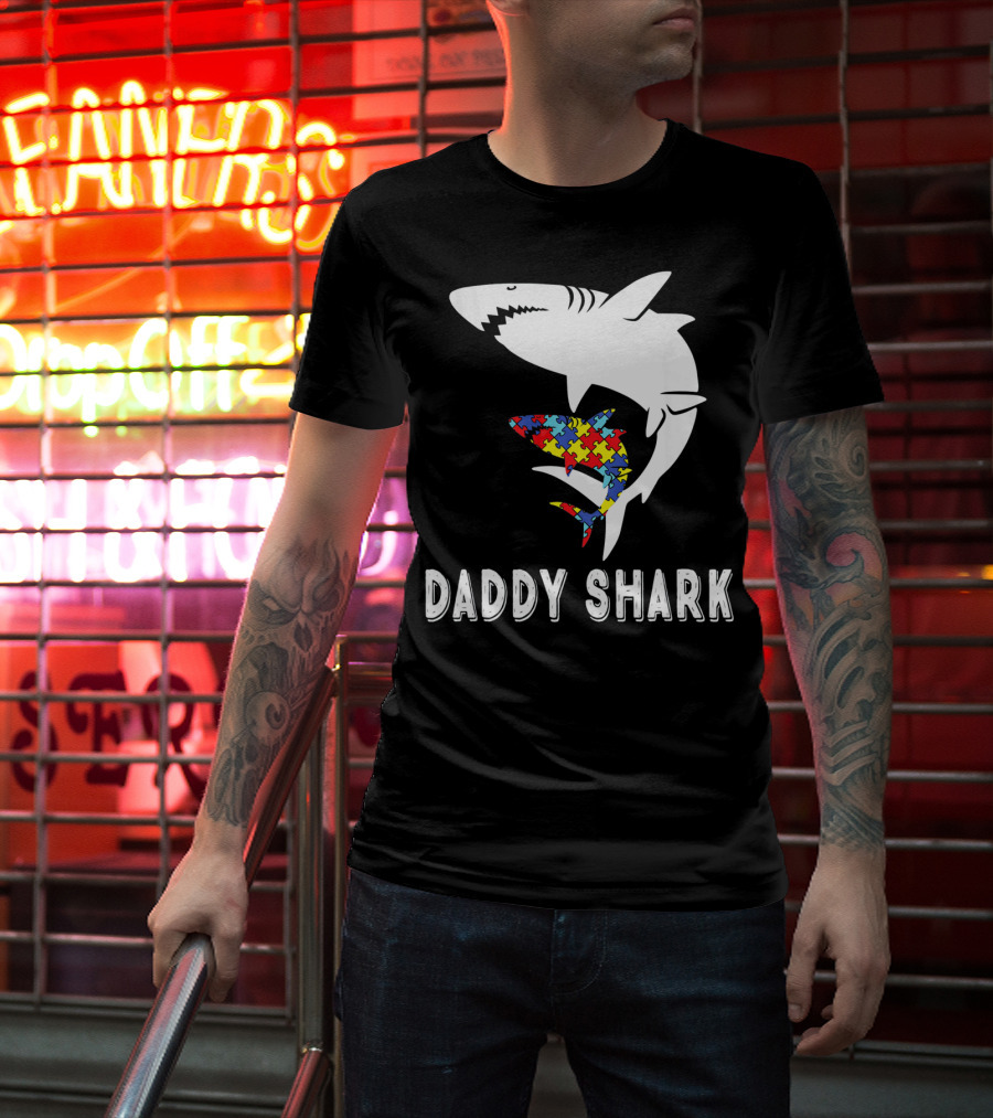 Daddy Shark Autism Awareness Puzzle Piece Sharks T-Shirt