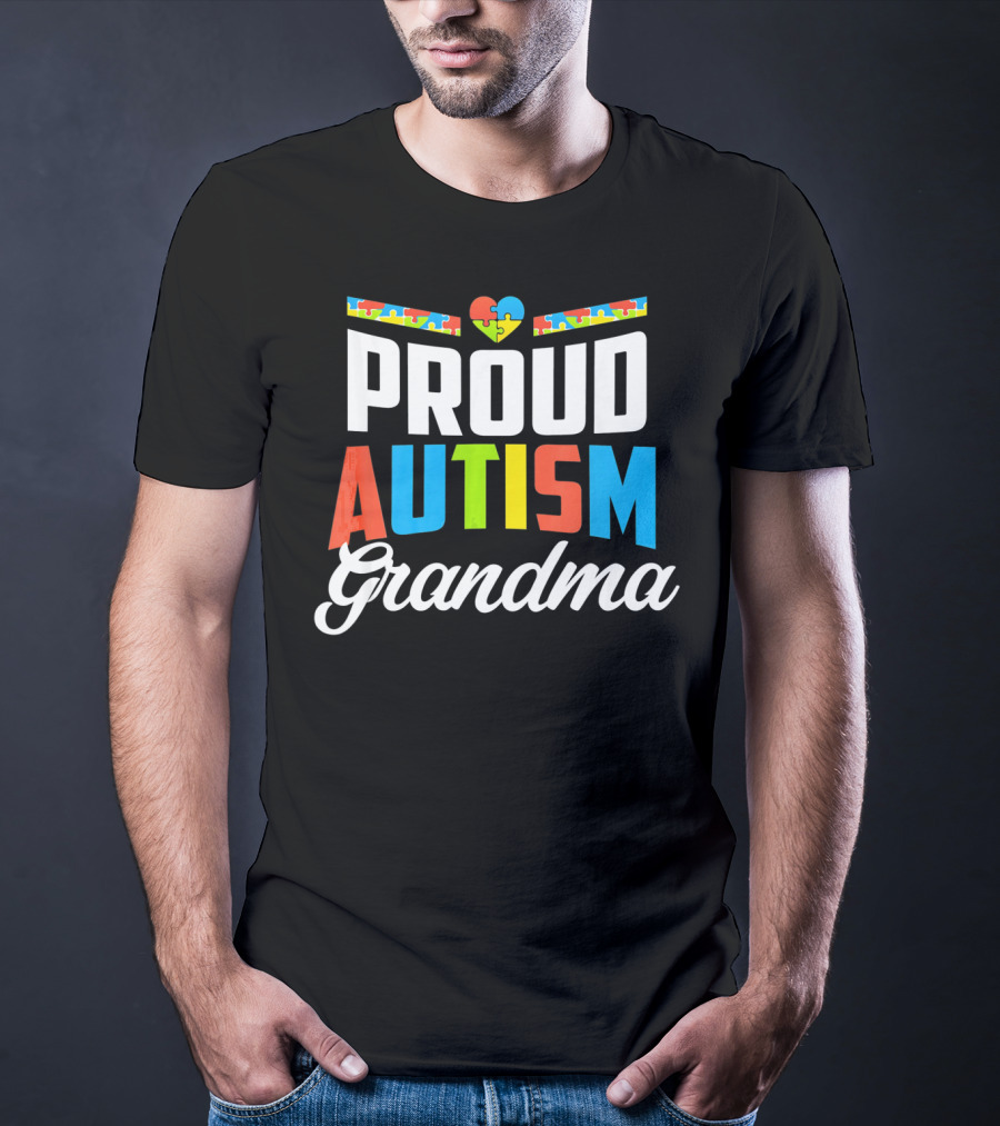 Proud Autism Grandma Puzzle Heart Awareness Support T-Shirt