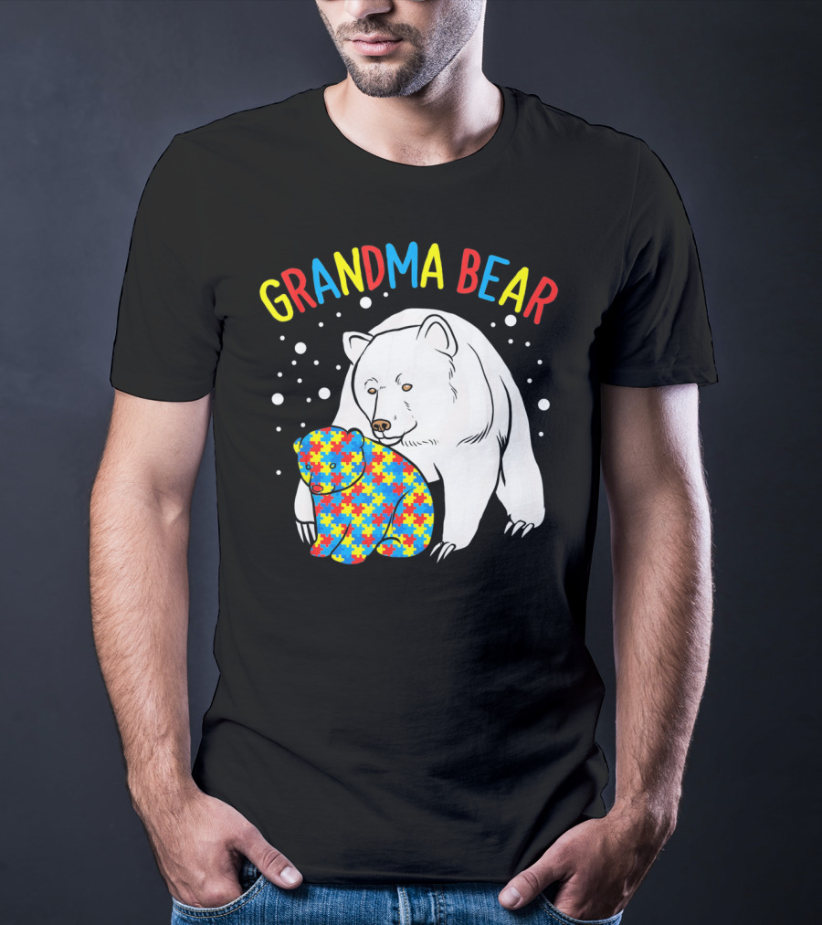 Grandma Bear Autism Puzzle Pattern Hugging Cubs T-Shirt