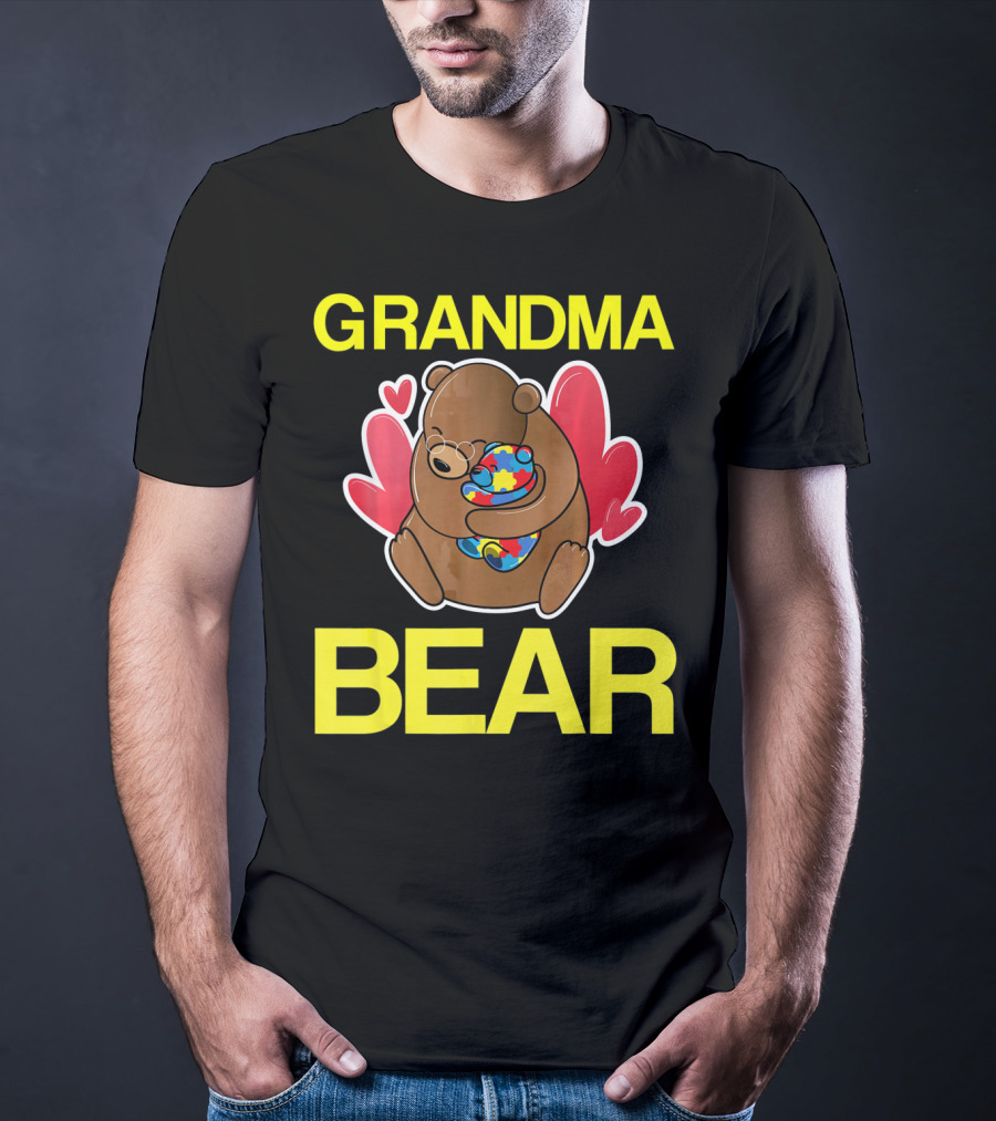 Grandma Bear Hugging Bear With Autism Puzzle Heart Balloon T-Shirt