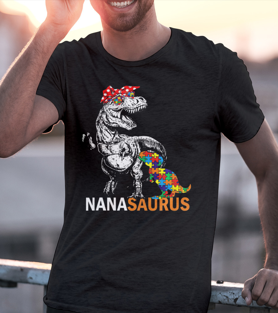 Nana Saurus Auntsaurus Autism Dinosaur Puzzle Piece Bandana T-Shirt