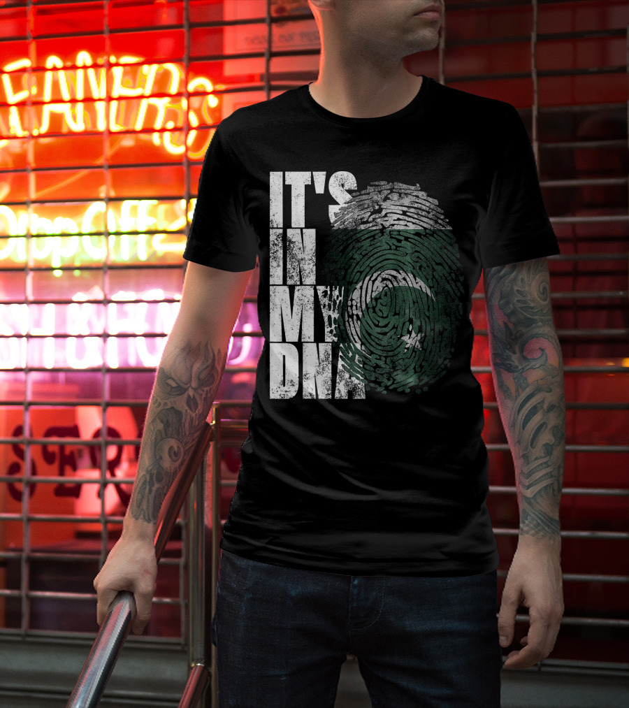It's In My DNA Pakistani Flag Fingerprint T-Shirt