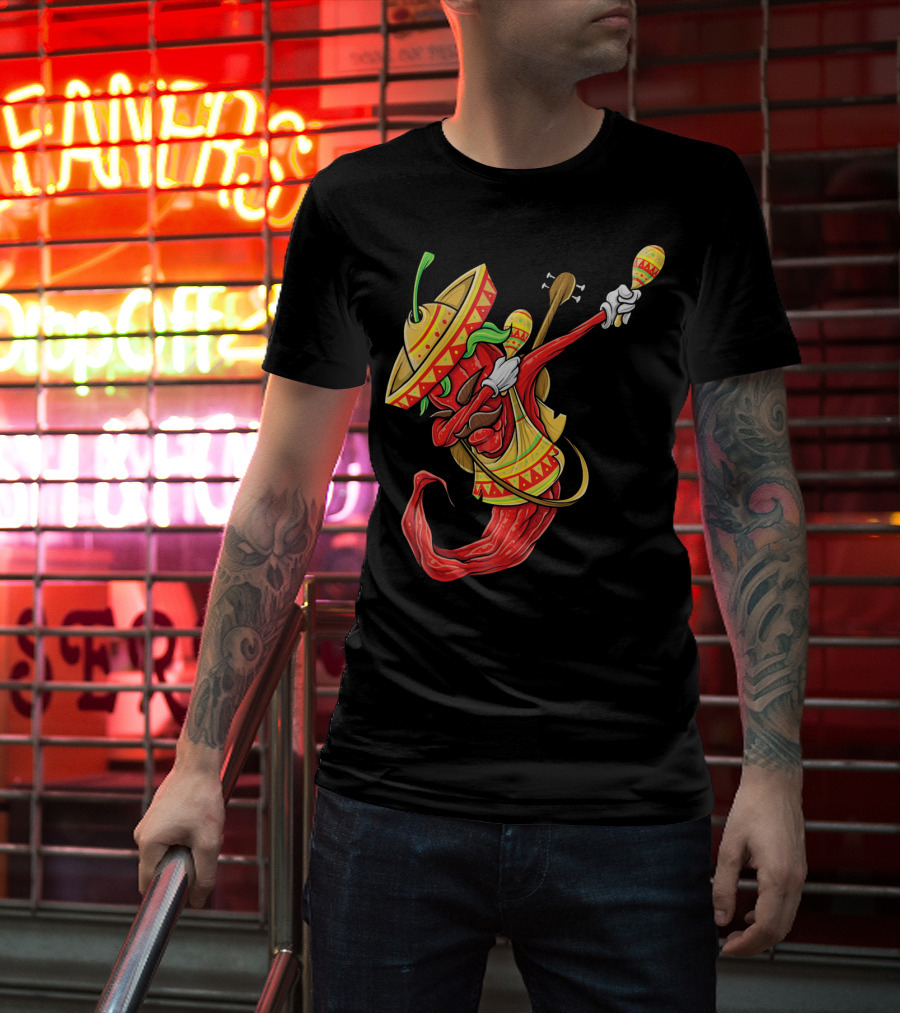 Cinco De Mayo Dabbing Chili Pepper With Sombrero And Maracas T-Shirt