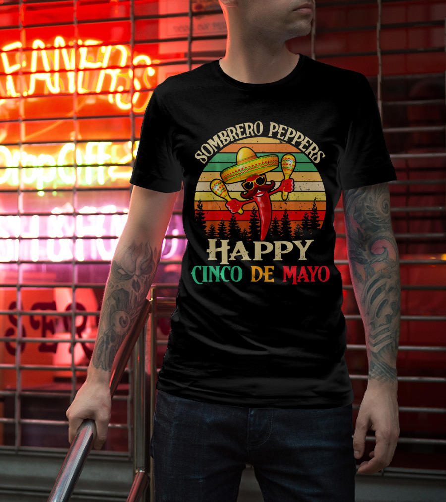 Sombrero Peppers Happy Cinco De Mayo Vintage Sunset T-Shirt
