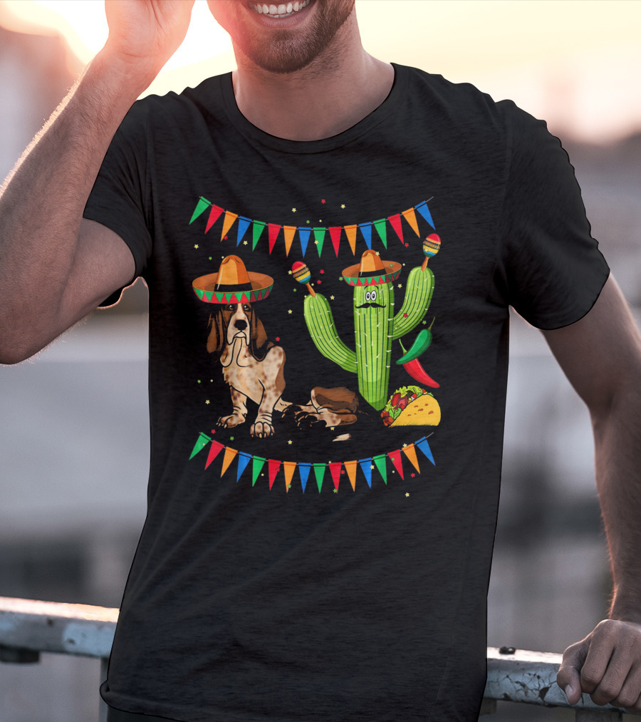 Sombrero Basset Hound Dog Mexico Cinco Cactus Taco Fiesta Decor T-Shirt