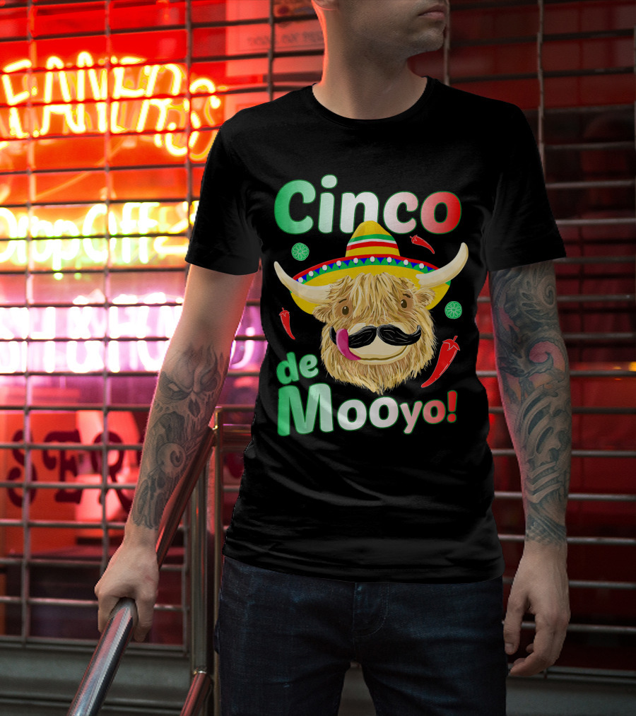 Cinco De Mooyo Scottish Highland Cow Fiesta T-Shirt
