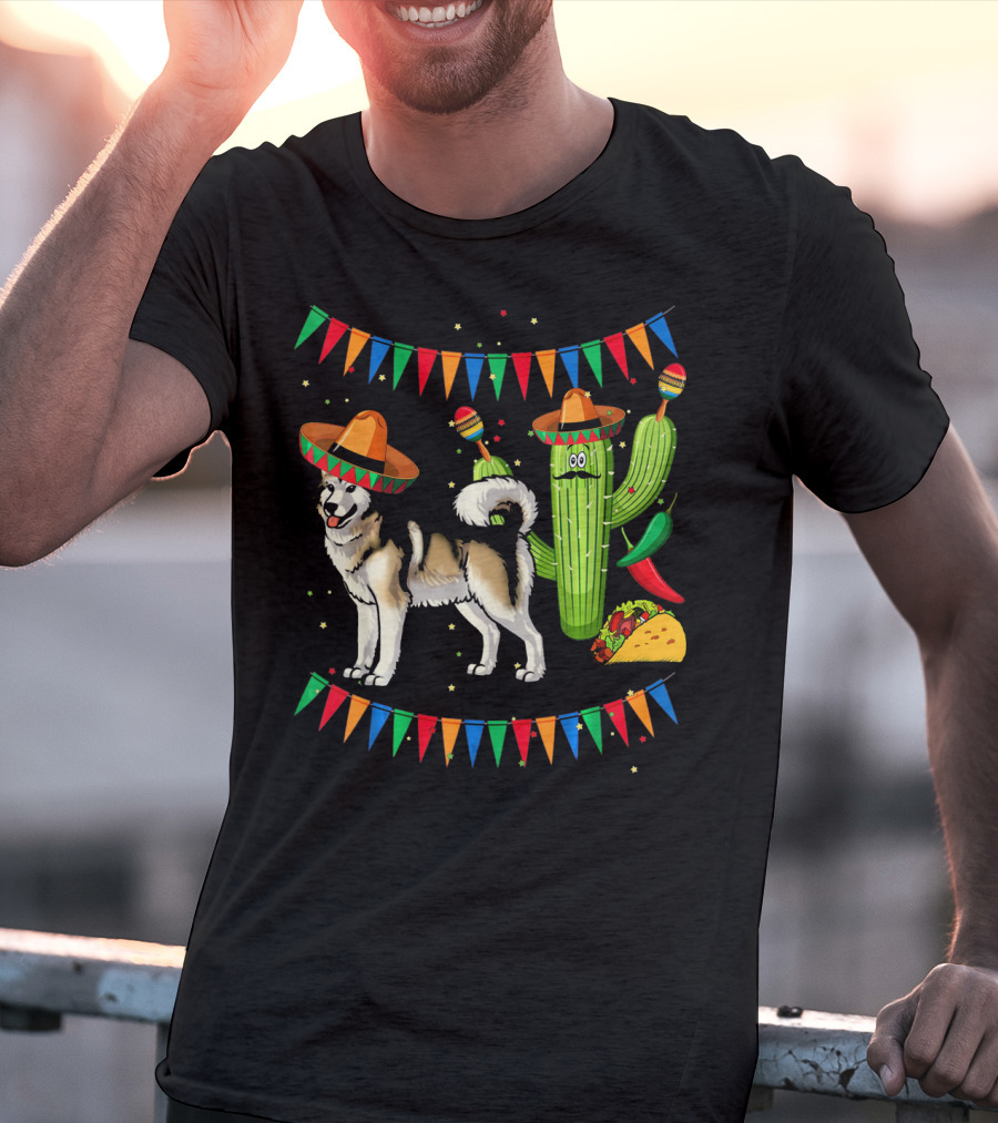 Sombrero Alaskan Malamute Dog With Cactus And Mexican Fiesta Elements T-Shirt