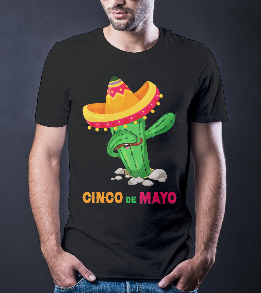 Cinco De Mayo Dabbing Cactus Sombrero T-Shirt