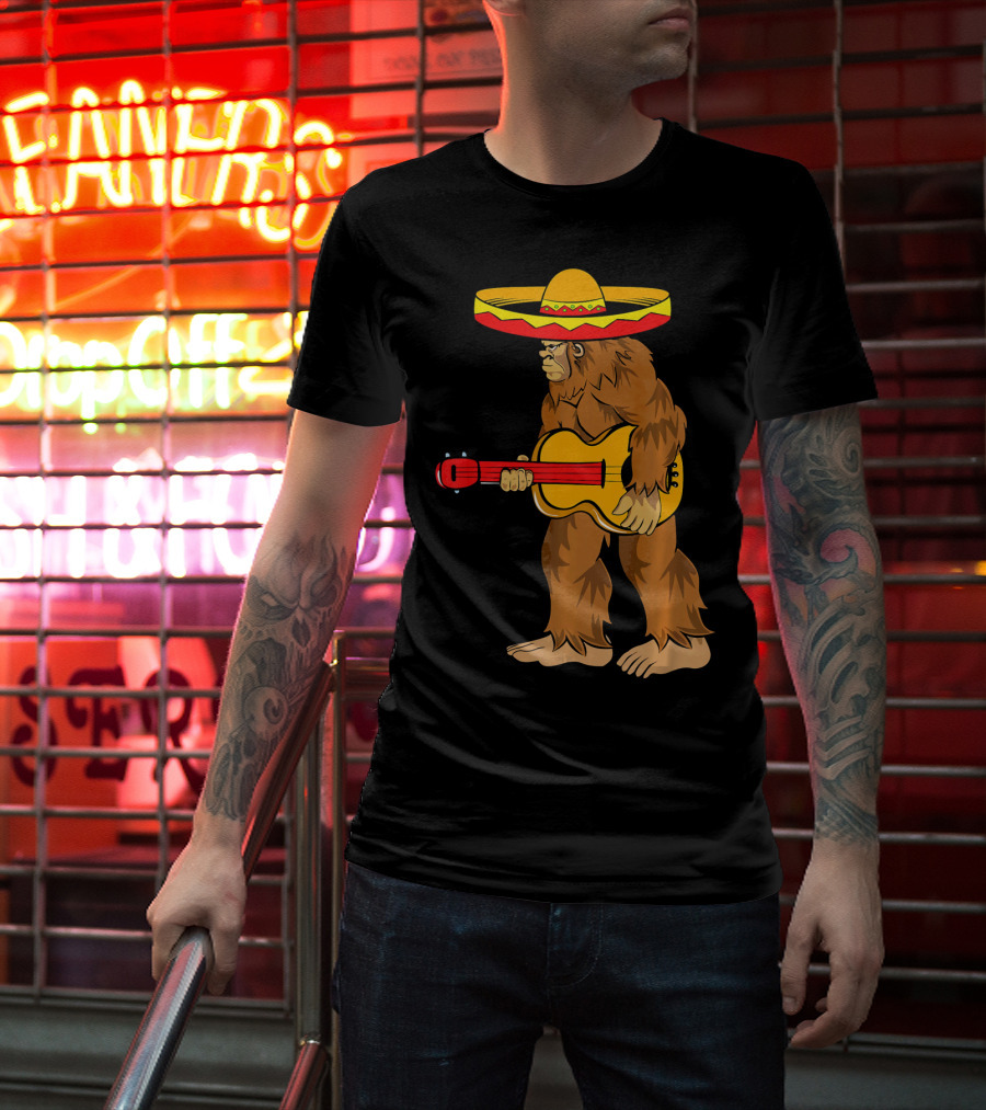 Bigfoot Carrying Guitar Cinco De Mayo Sombrero T-Shirt