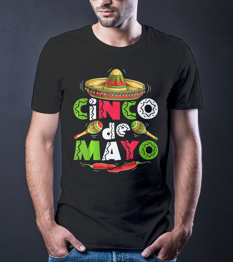 Cinco De Mayo Sombrero Maracas Chillies T-Shirt