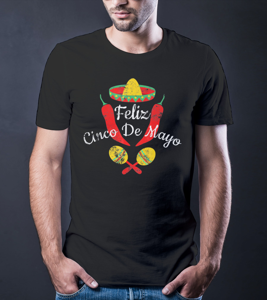 Feliz Cinco De Mayo Sombrero Maracas Peppers Fiesta T-Shirt