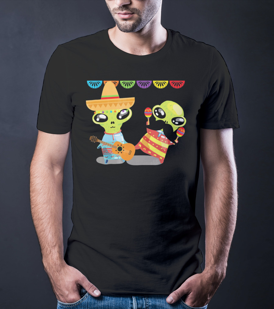Mexican Fiesta Alien Sombrero Guitar Maracas Cinco De Mayo T-Shirt