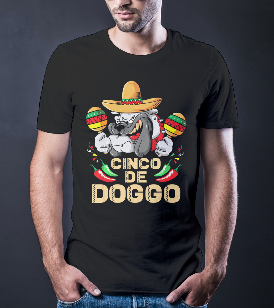 Cinco De Doggo Dog Lover Maracas Sombrero Peppers Cinco De Mayo T-Shirt