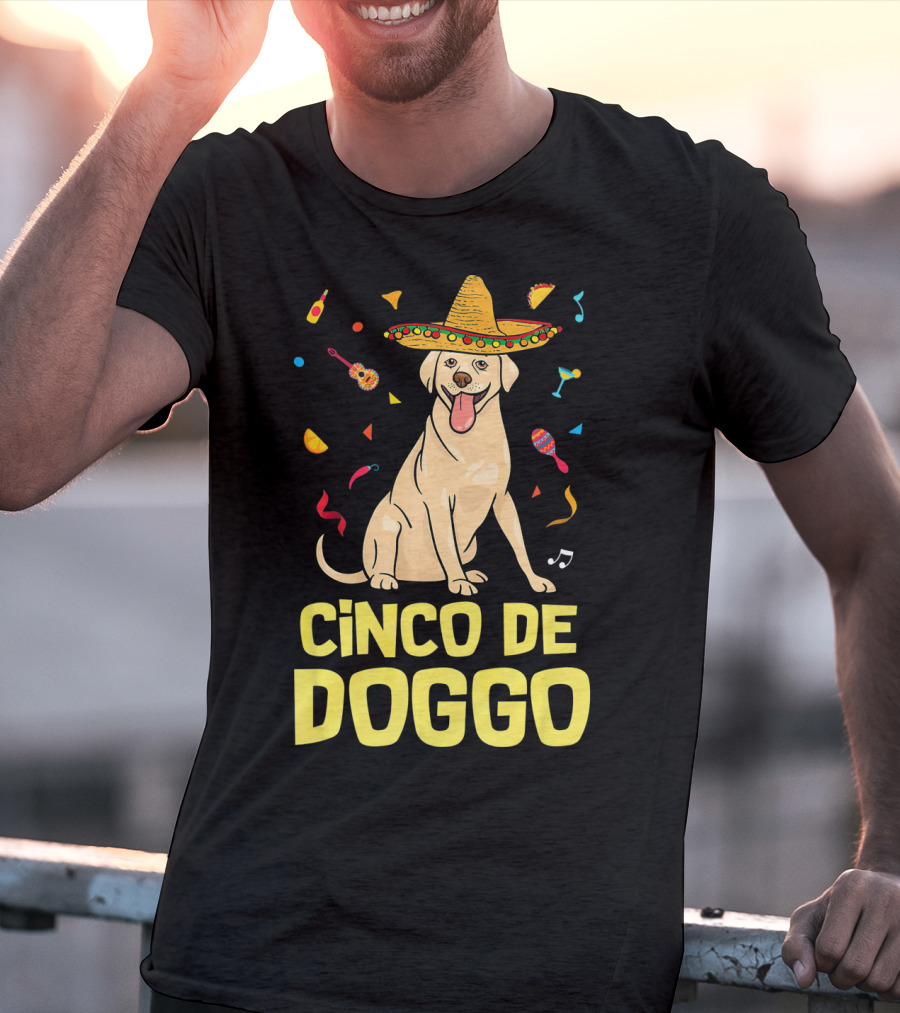Cinco De Doggo Funny Taco Sombrero Labrador T-Shirt
