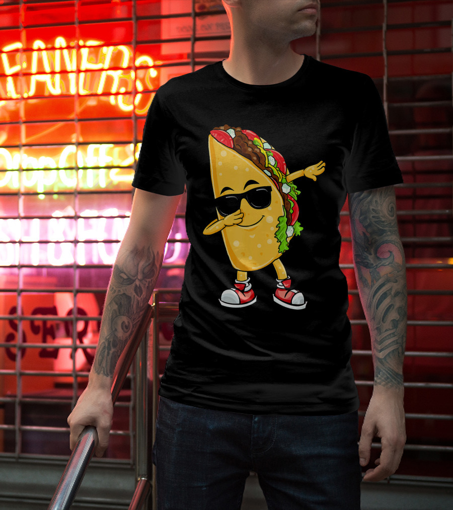 Dabbing Taco Cinco De Mayo Celebration Fun With Sunglasses T-Shirt