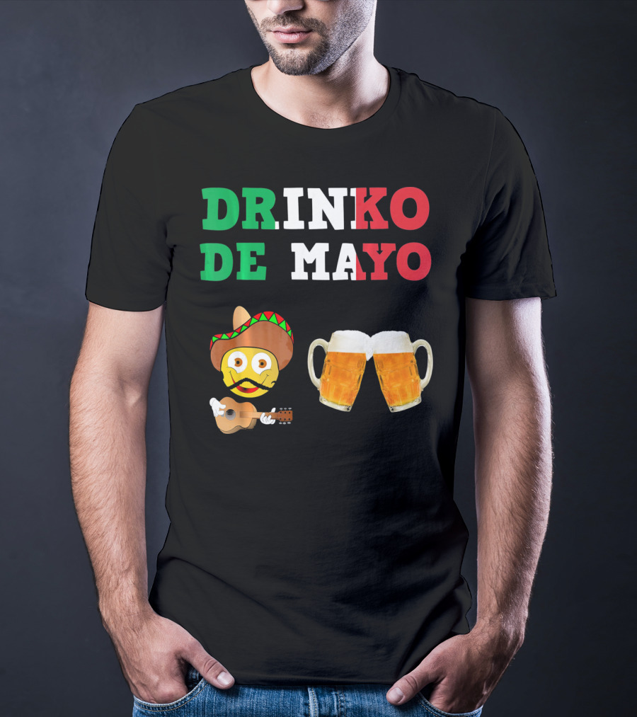 Drinko De Mayo Sombrero Guitar Emoji Beer Mugs T-Shirt
