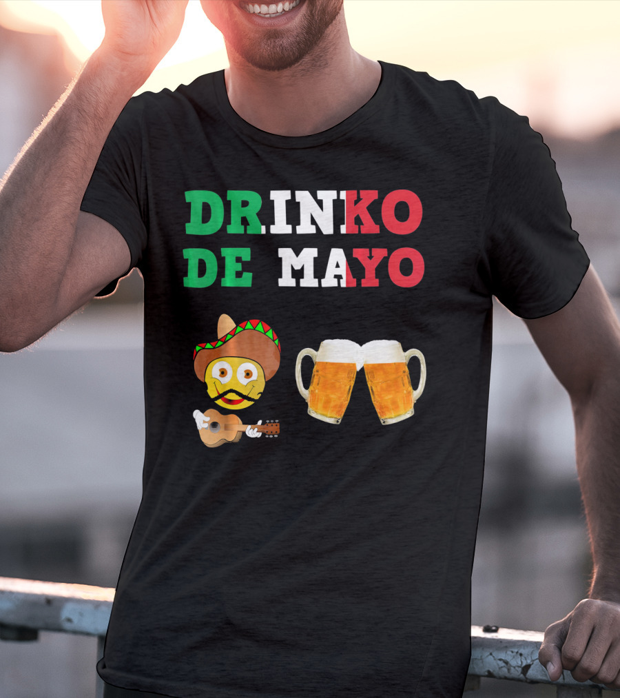 Drinko De Mayo Sombrero Guitar Emoji Beer Mugs T-Shirt