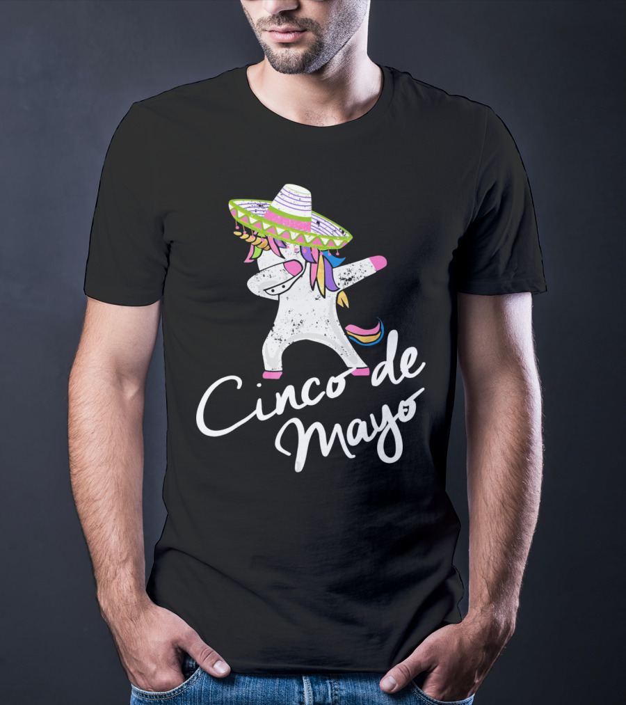 Cinco De Mayo Funny Dabbing Unicorn Sombrero T-Shirt