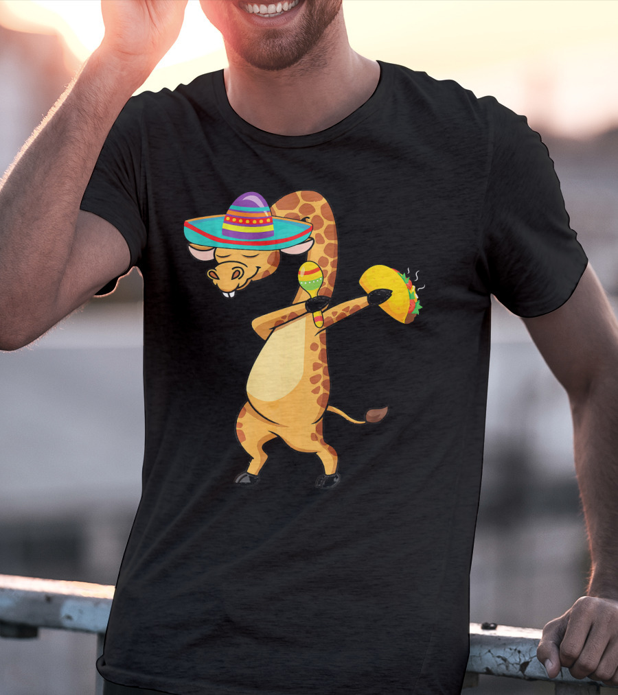 Cinco De Mayo Giraffe Dabbing With Taco And Sombrero T-Shirt