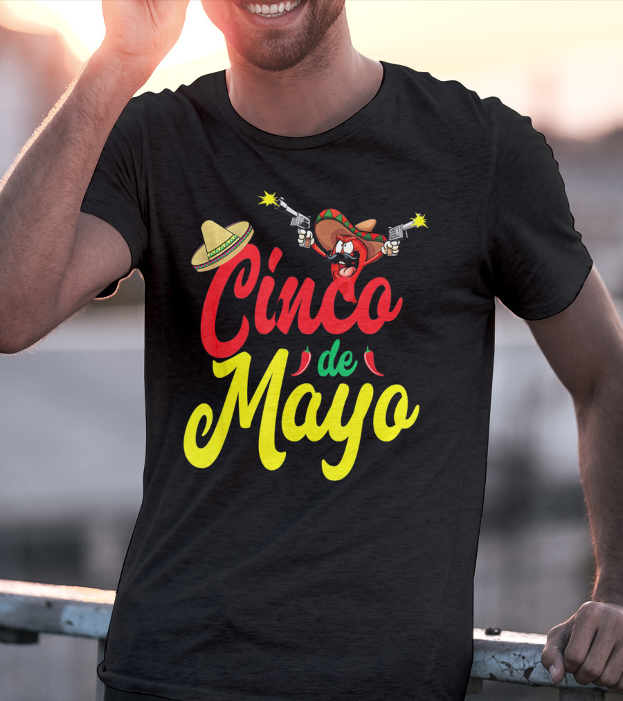 Cinco De Mayo Mexican Party Fiesta Sombrero Chili Pistols T-Shirt