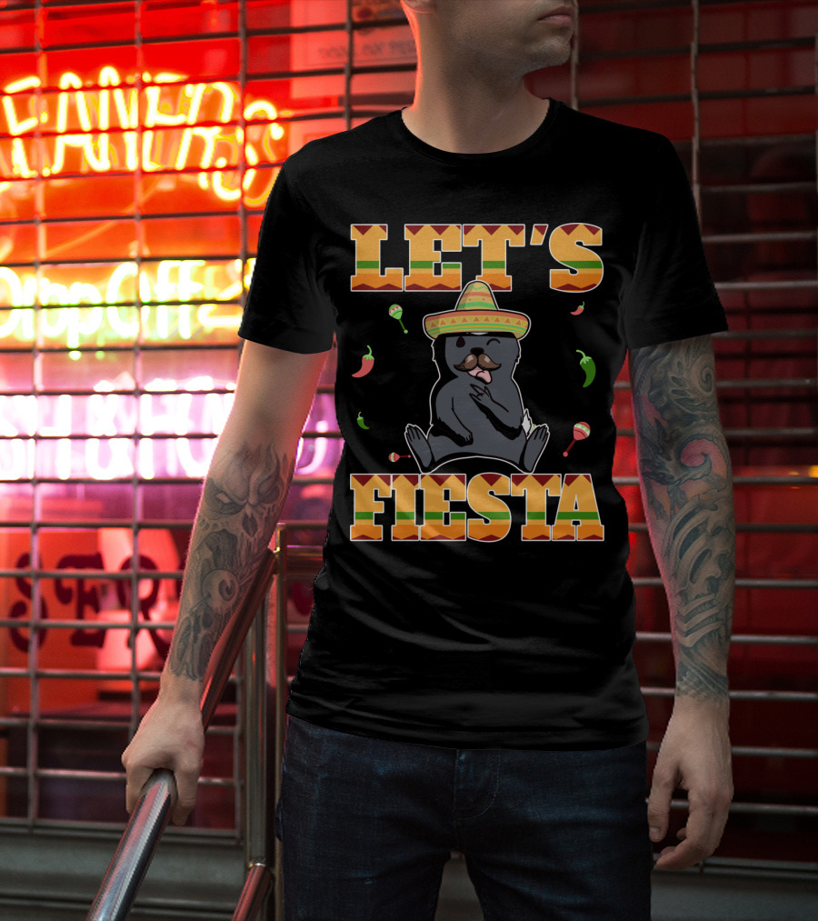 Let's Fiesta Honey Badger Sombrero Cinco De Mayo Celebration Peppers Maracas T-Shirt