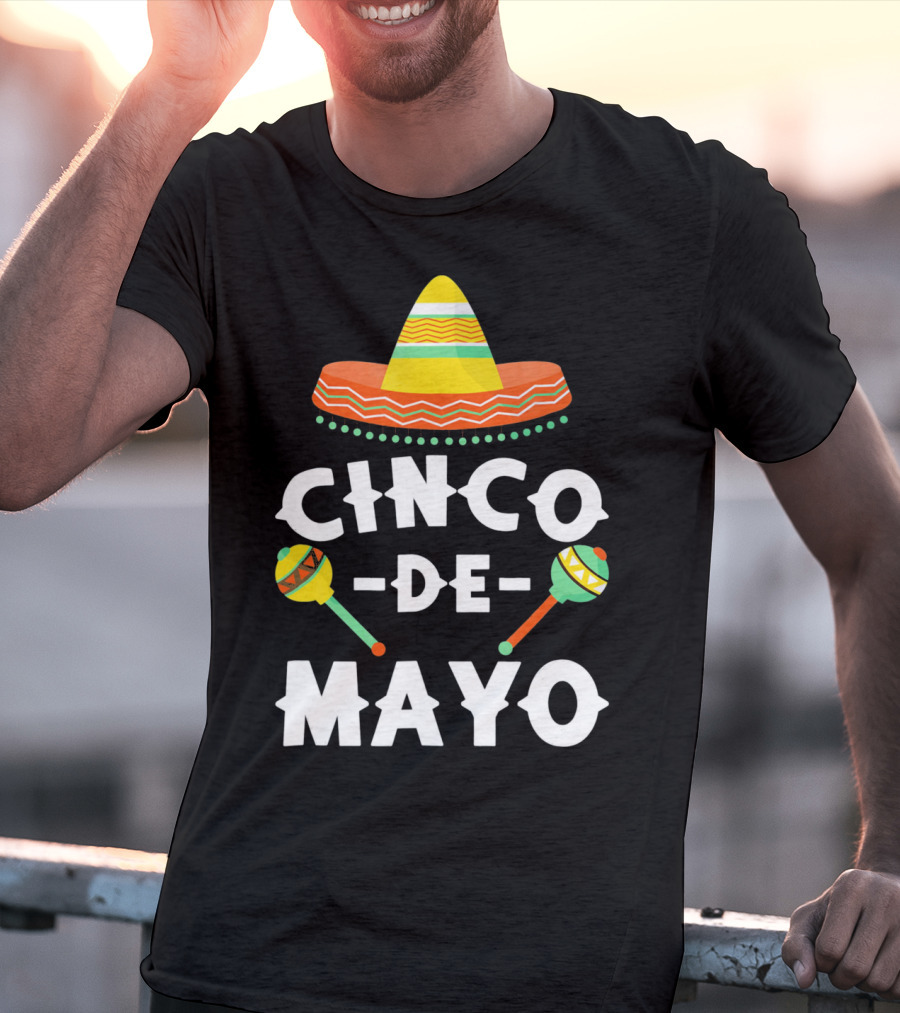 Cinco De Mayo Sombrero And Maracas T-Shirt