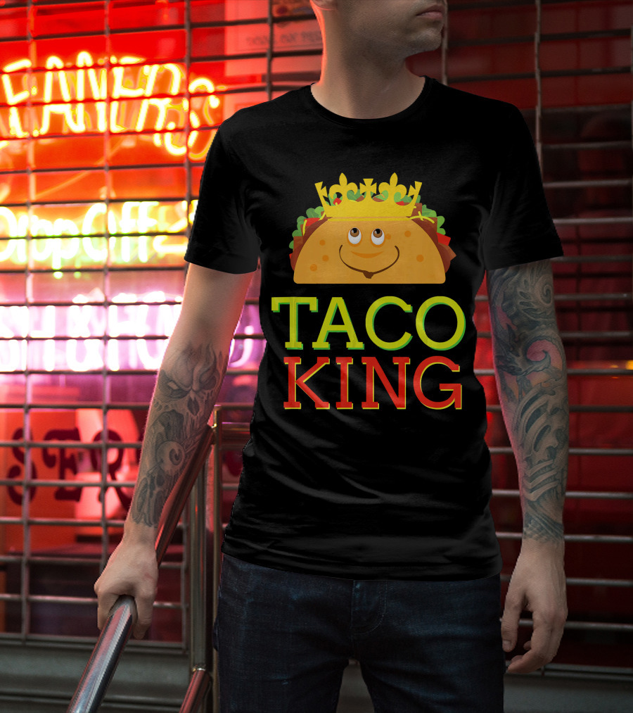 Taco King Funny Cinco DE With Smiling Crowned Taco T-Shirt