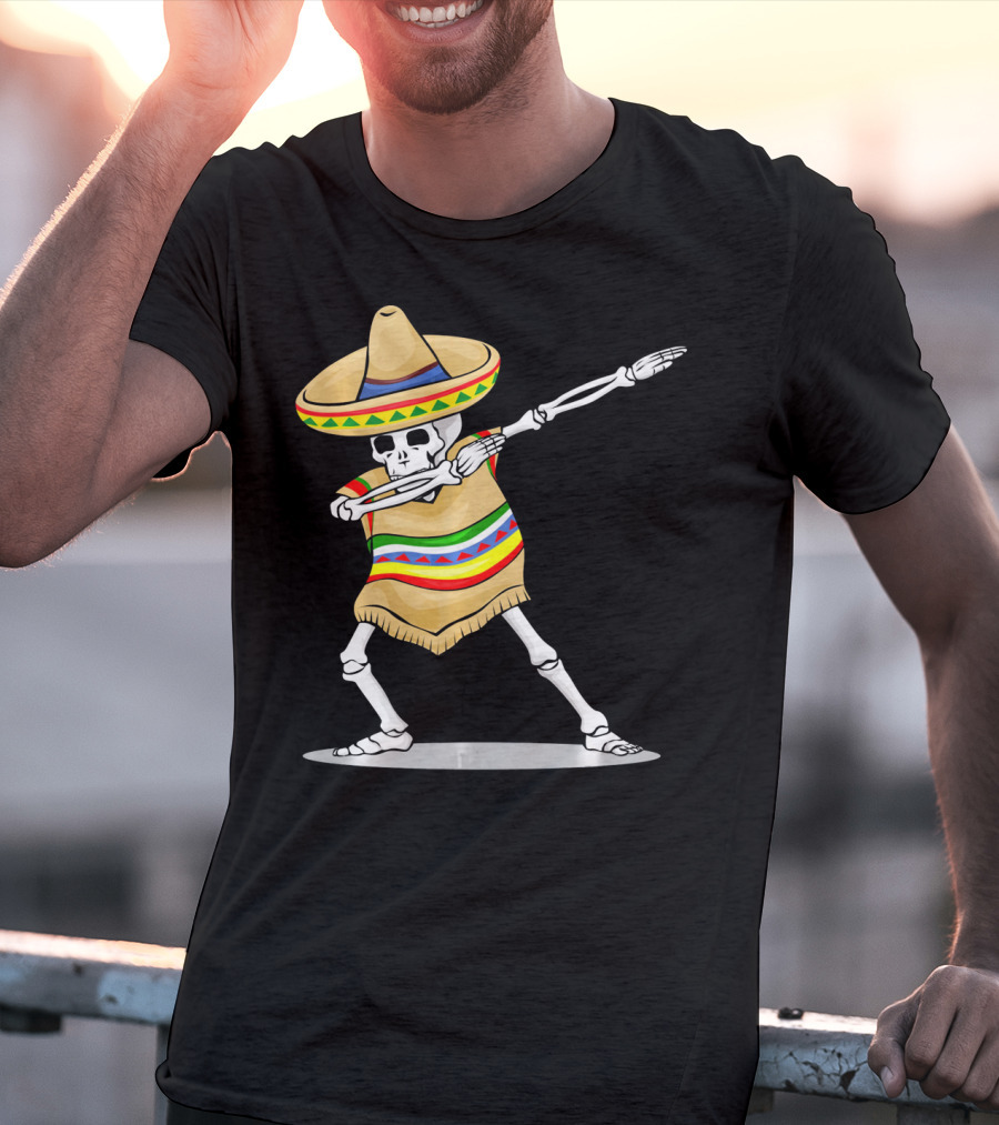 Cinco De Mayo Dabbing Skeleton Sombrero Poncho T-Shirt