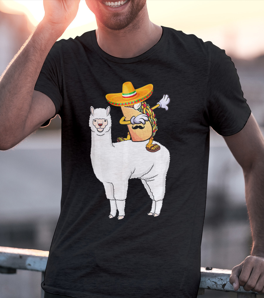 Dabbing Taco With Sombrero On Llama T-Shirt