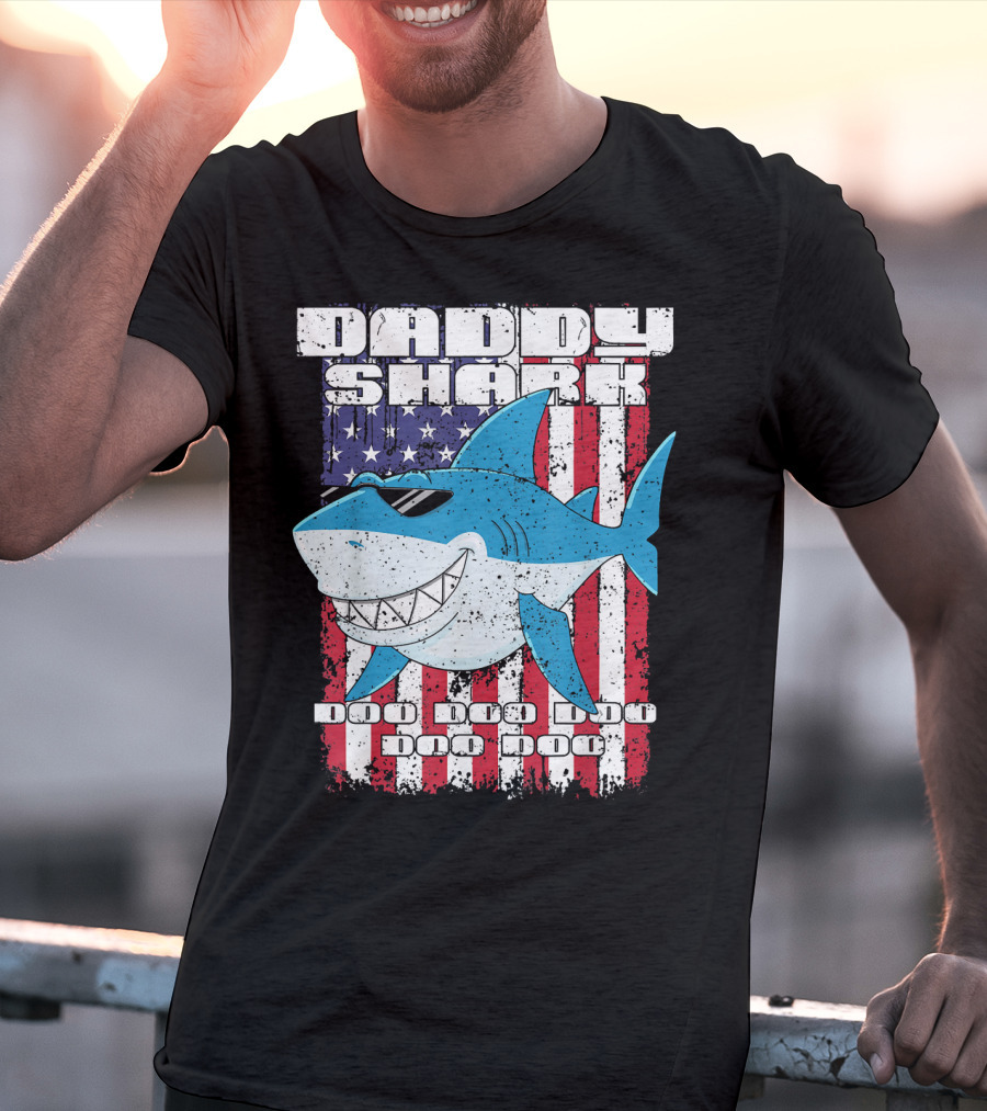 Daddy Shark Doo Doo Doo American Flag T-Shirt
