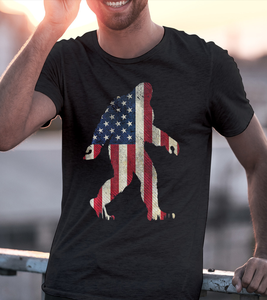 American Flag Sasquatch Bigfoot Patriotic Fashion T-Shirt